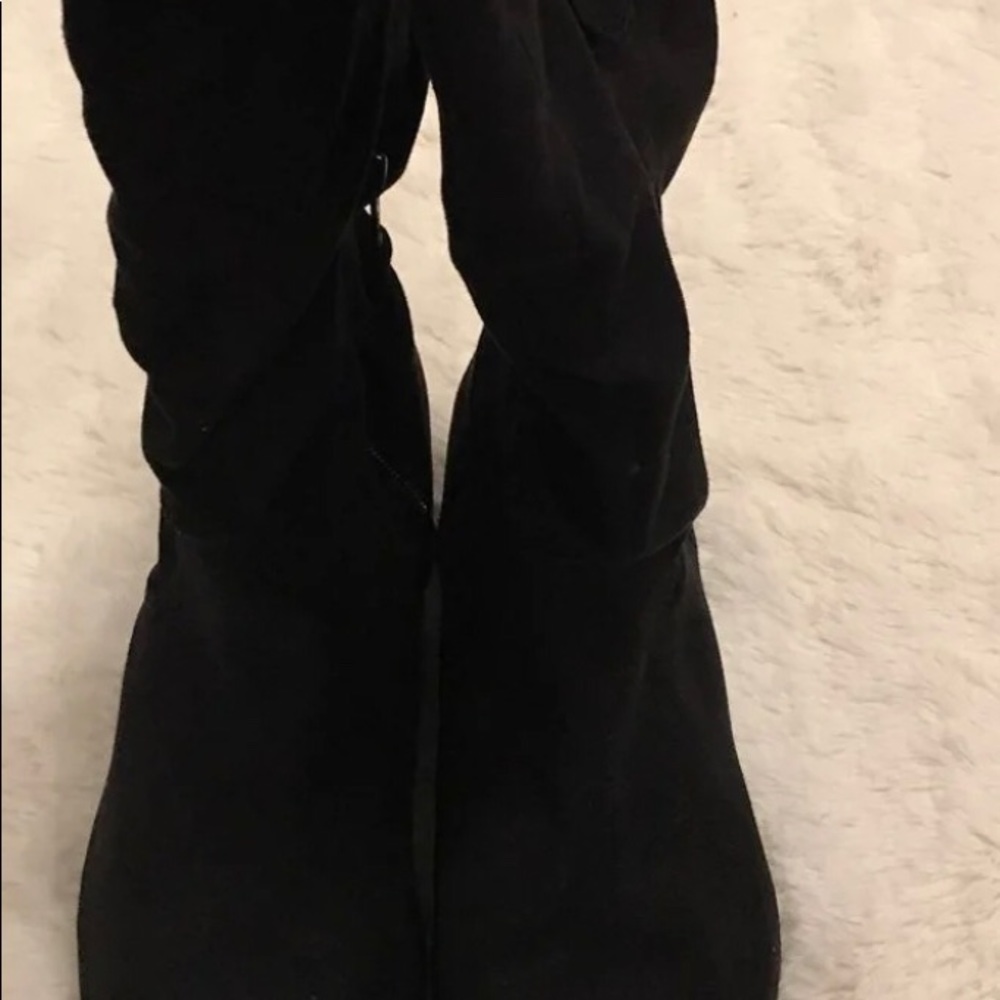 Boots - Picture 2 of 3